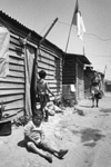Famille dans un bidonville, Chili