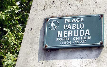 Pablo Neruda,  Bouguenais, France