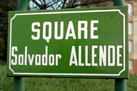 plaza Salvador Allende en Fosses, Francia