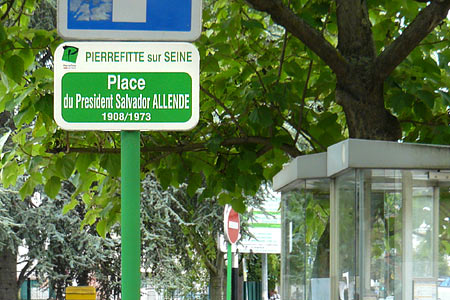 plaza Salvador Allende. Pierrefitte-sur-Seine, Francia