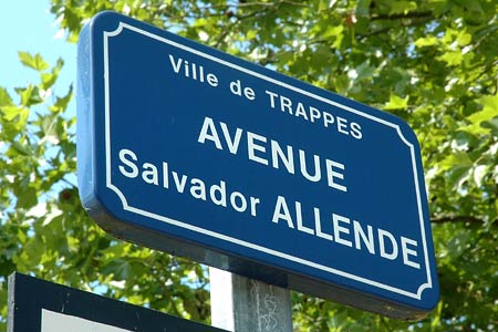 avenida Salvador Allende. Trappes, Francia