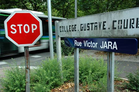 calle Víctor Jara. Trappes, Francia