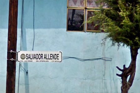 Calle Salvador Allende.Colonia Las Peñas, Delegación Iztapalapa.

