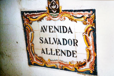 avenida Salvador Allende. Oeiras, Portugal