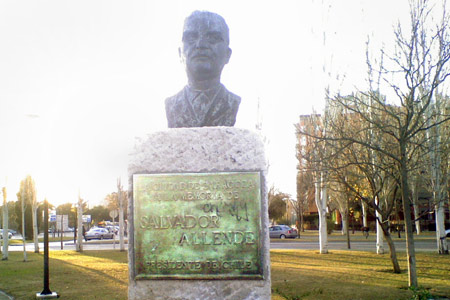 Zaragoza. Busto Salvador Allende