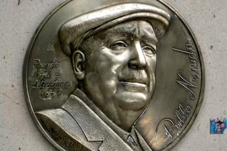 monument Pablo Neruda, Premio Nobel de Literatura