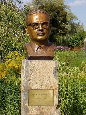 Salvador Allende, Donaupark,Viena